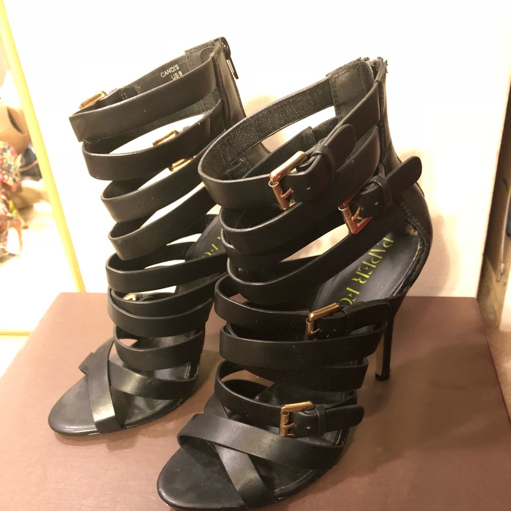 Paperfox buckled heels